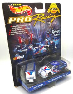 1998 Pro Racing Pit Crew Car No. 6 (3)