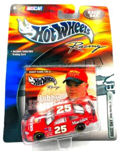 2000 HW Bobby Hamilton #25 Marines (1)