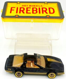 1998 Hot Wheels 1982 Firebird Exclusive (Mail-In) (4)