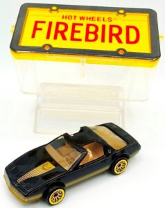 1998 Hot Wheels 1982 Firebird Exclusive (Mail-In) (7)
