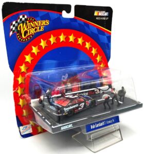 2002 Winner's Circle Nascar Deluxe Series Dale Earnhardt Coming In (4)