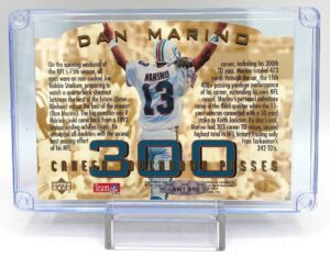 1993 Upper Deck Dan Marino Autographed 300 TD Card (13)