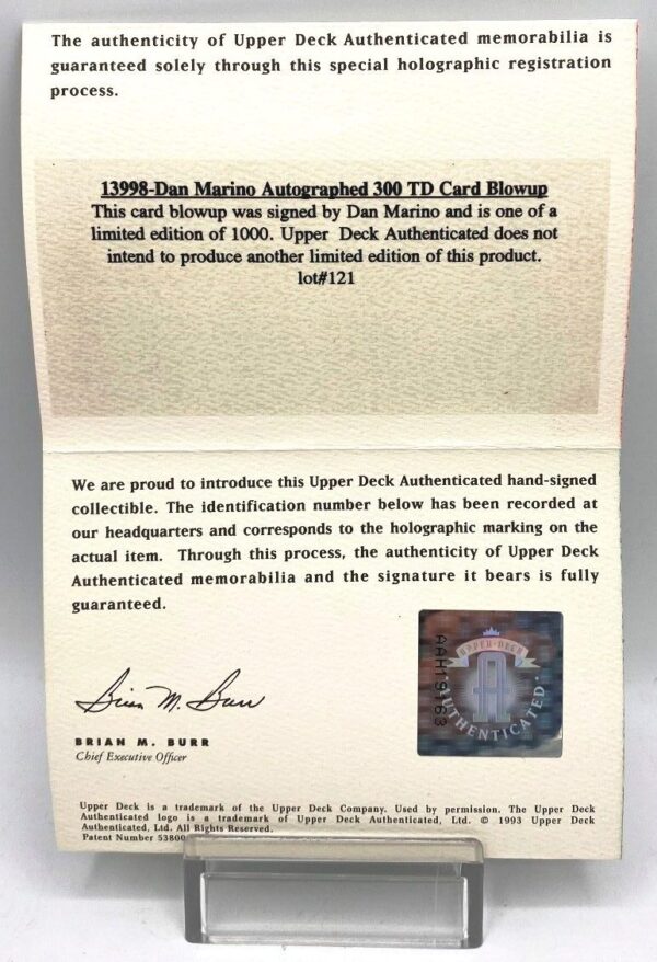 1993 Upper Deck Dan Marino Autographed 300 TD Card (15)