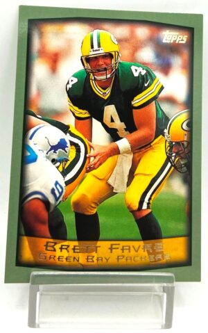 1999 Topps NFL Brett Favre Card #7-8 (1)