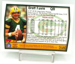 1999 Topps NFL Brett Favre Card #7-8 (2)
