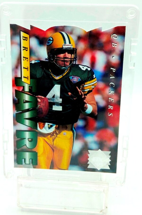 1995 Edge Die Cut Brett Favre #71 1995 Edge Die Cut Brett Favre #71