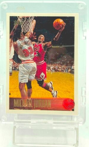1996 Topps Michael Jordan Card #139 (1)