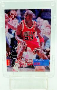 1997 UD3 Refractor SS Michael Jordan #23 (2)