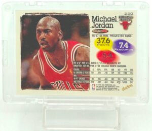 1998 Skybox Hoops Michael Jordan #220 (2)