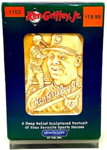 1997 Sculpture Plaque Ltd Ed Ken Griffey Jr (1)