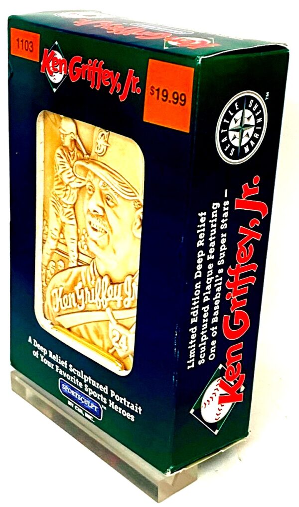 1997 Sculpture Plaque Ltd Ed Ken Griffey Jr (4)