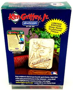 1997 Sculpture Plaque Ltd Ed Ken Griffey Jr (5)