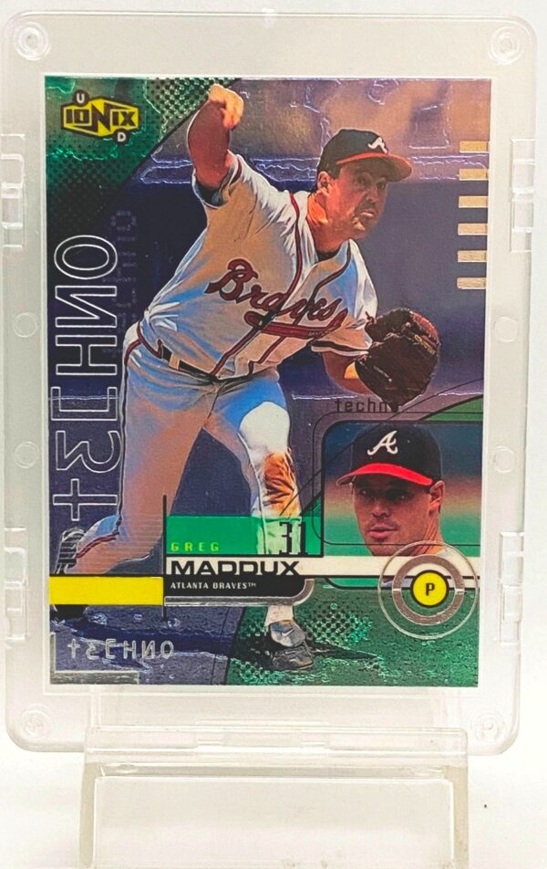 1999 UD Ionix Techno Greg Maddux #31 (1)