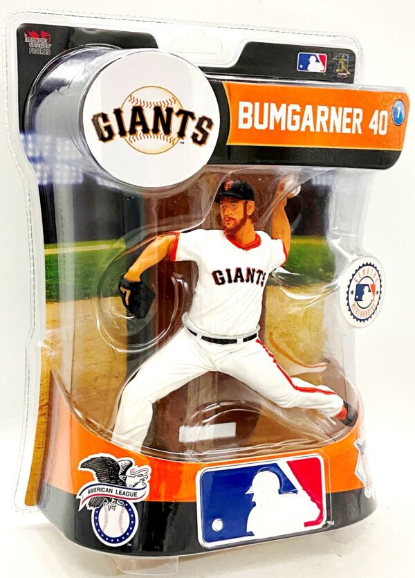 2016 Imports Dragon Madison Bumgarner (3) 2016 Imports Dragon Madison Bumgarner (3)