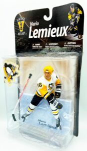 2009 McFarlane NHL Mario Lemieux Chase (3)