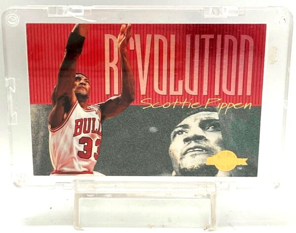 1995 Skybox Premium Scottie Pippen #R7 (1)