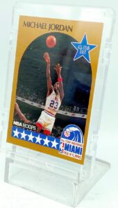 1990 NBA Hoops Michael Jordan Card #5 (4)
