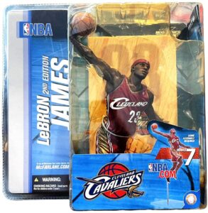 2004 NBA S-7 LeBron James Red Reg (2)