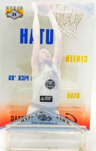 1996 Classic Clear NBA Greg Ostertag #24 (2)