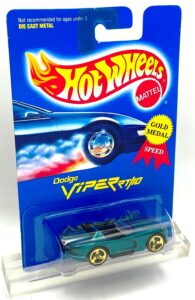 1991 HW CC #210 SF Viper RT-10 Green 3-Spoke Gold (3)