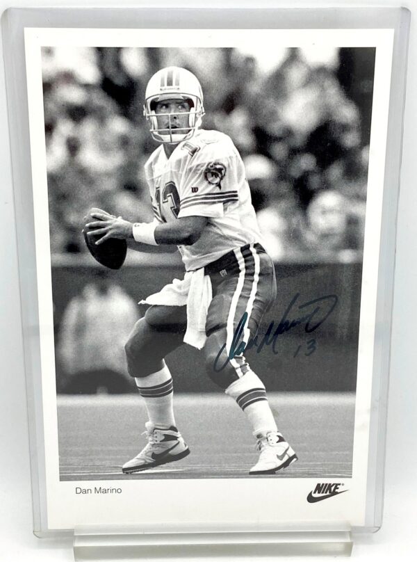 1991 NIKE Dan Marino #13 Autographed (2)