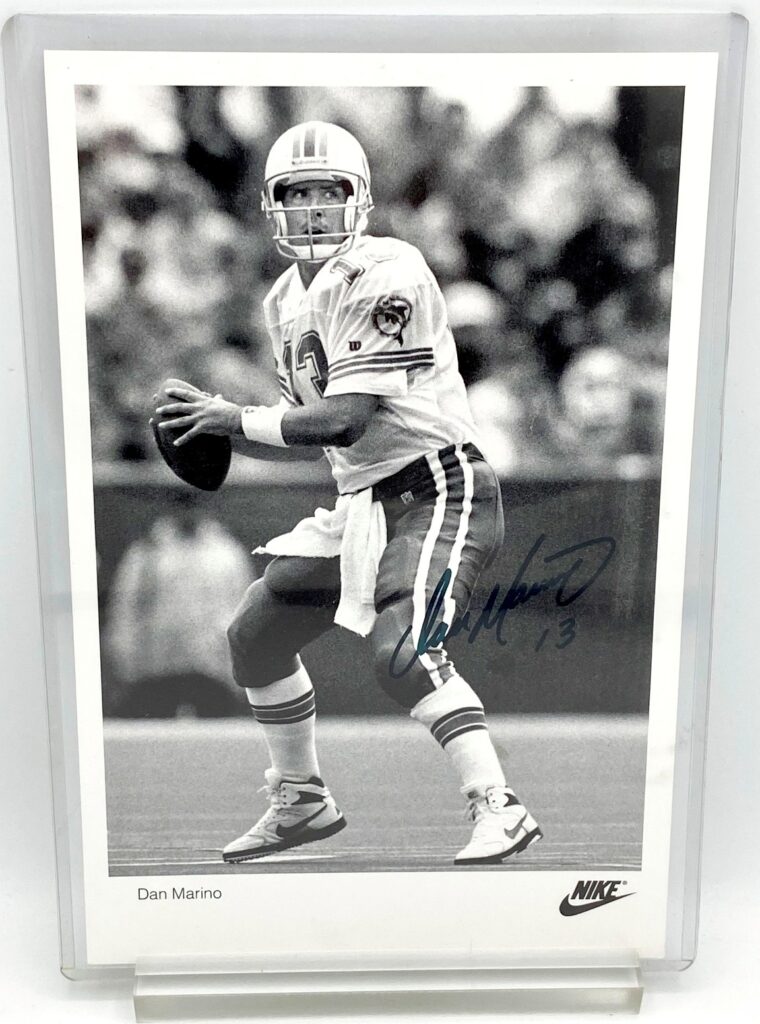 1991 NIKE Dan Marino #13 Autographed (2)