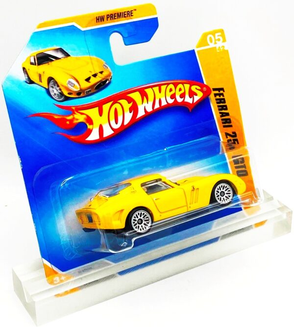 2009 HW CC #005 Ferrari 250 GTO HW Premiere Yellow (Lace) (3)