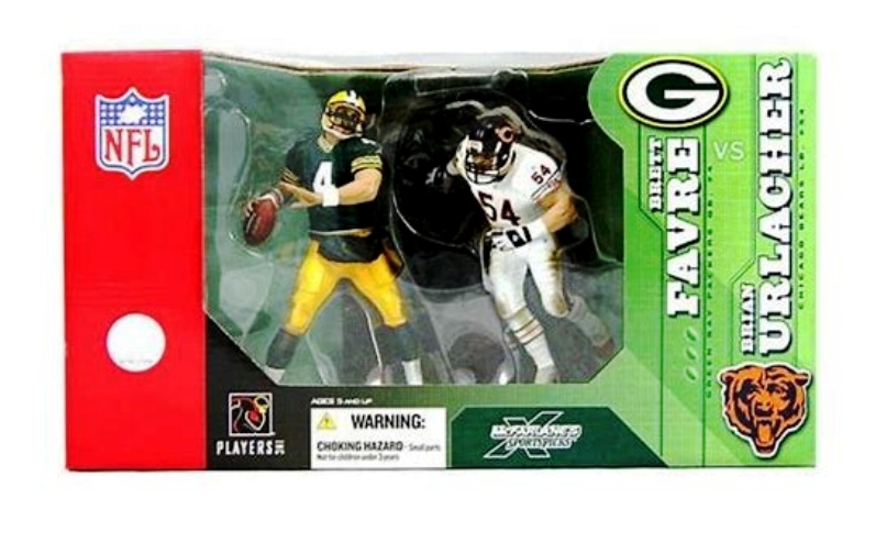 2003 McFarlane - Brett Favre vs. Brian Urlacher (1)
