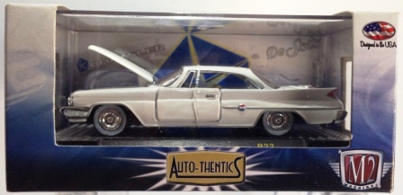 1960 Chrysler 300F “Rare Chase” White (“M2 Auto-Thentics Limited Production Edition”) 1:64 Scale (2013)