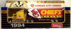 '94 Season – Kansas City Chiefs -Transporter “Limited Edition Transporter”! (Matchbox “NFL-Team” Collectible) “Rare-Vintage” (1995) 