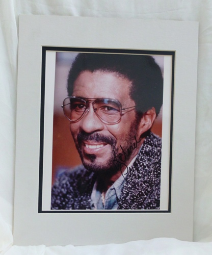 Richard Pryor ("RARE & AUTOGRAPHED") 8X10 COLOR PHOTO (Vintage) With 11X14 MATTED FRAME