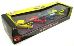 '71 Muscle Cars “30th Anniversary 1971-2001” (Hotwheels 100% “Exclusive  Limited Edition 1:64 Scale” Plexi-Case 4 Pc-Car Set) "Rare-Vintage" (2001)