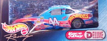 images Kyle Petty (#44 HOTWHEELS-PONTIAC) HOTWHEELS NASCAR RACE DAY DELUXE SERIES 1:24 Scale “Rare-Vintage” (2000)